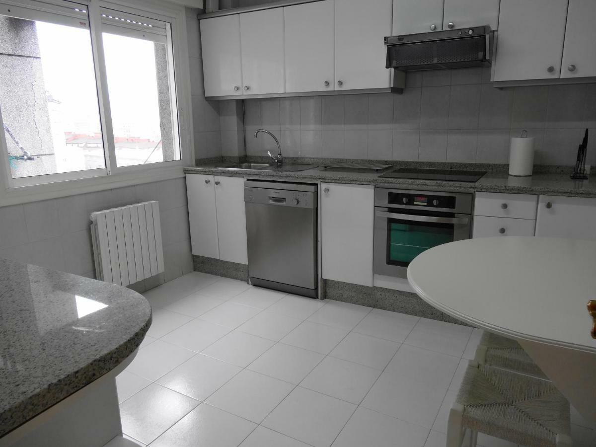 Apartamentos Pontevedra San Salvador de Poio 外观 照片