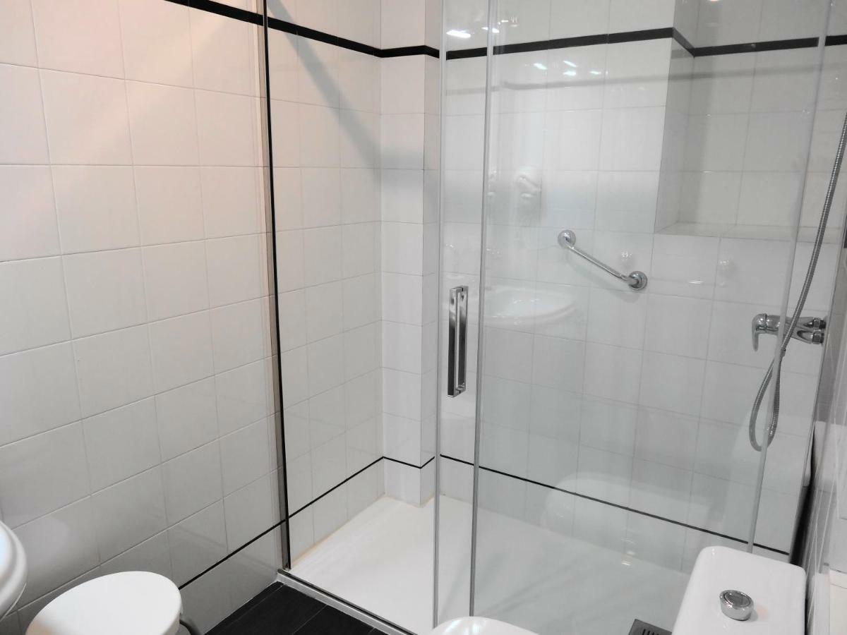 Apartamentos Pontevedra San Salvador de Poio 外观 照片